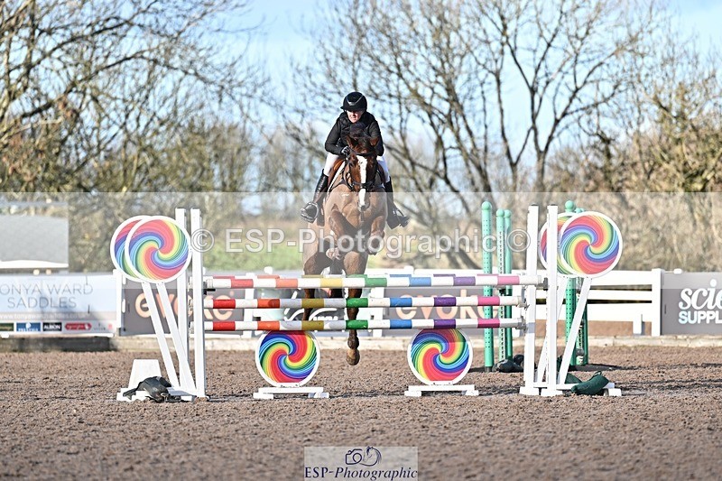 251203-132137-00683 - Cls 4 Newcomers and 1.10m Open