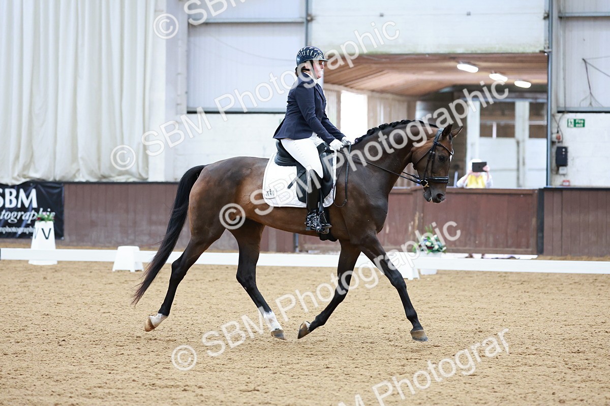 SBM_003513 - Class 1 - Prelim 6 - 10.40-11.50