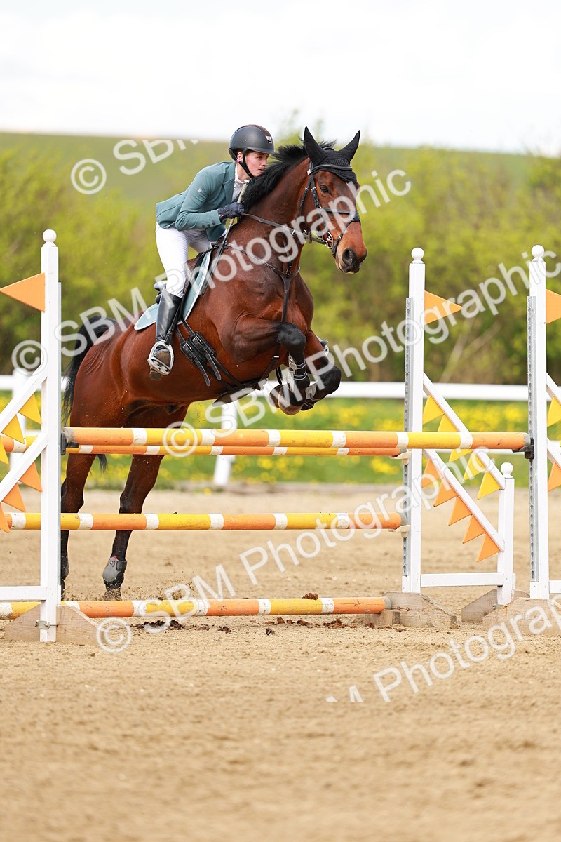 SBM_002236 - Class 4 - Senior Newcomers - 1.10m