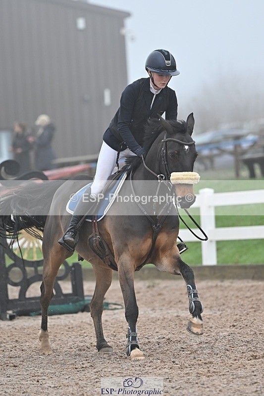 251115-123726-01022 - Cls 10 Pony Foxhunter and 1.10m Open