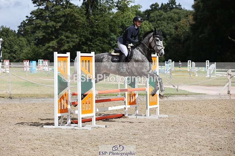 250829A-114007-01437 - Cls 7 British Novice and 90cm