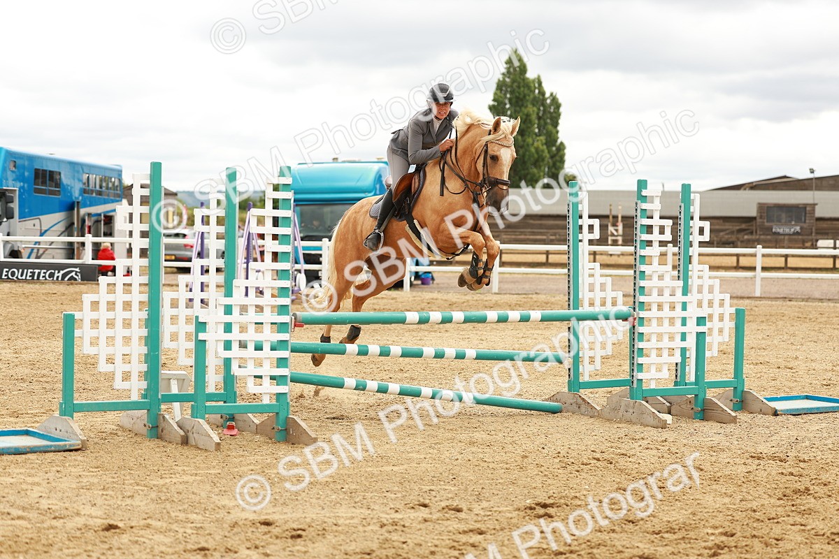 SBM_001970 - Class 9 - Senior British Novice - 90cm
