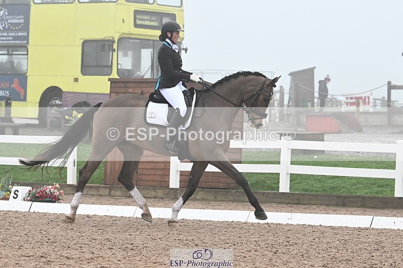 240217A-124556-02683 - 262-Amy.Hose-Enrique