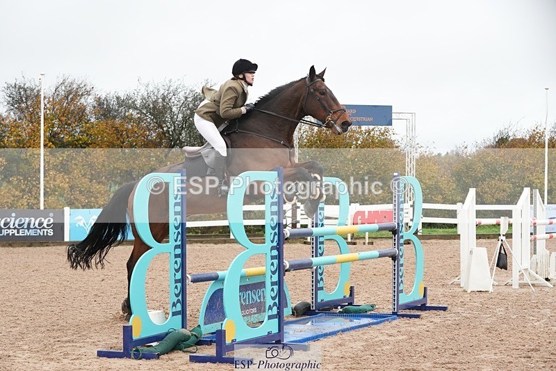 251107-131353-00890 - Cls 5 Newcomers and 1.10m Open