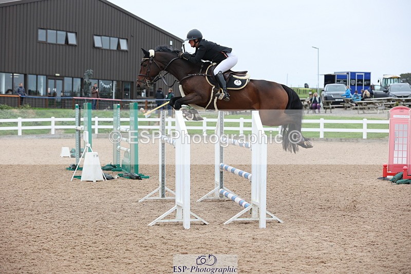 241101A-130715-01958 - FRI Cls 6 Foxhunter and 1.20m Open