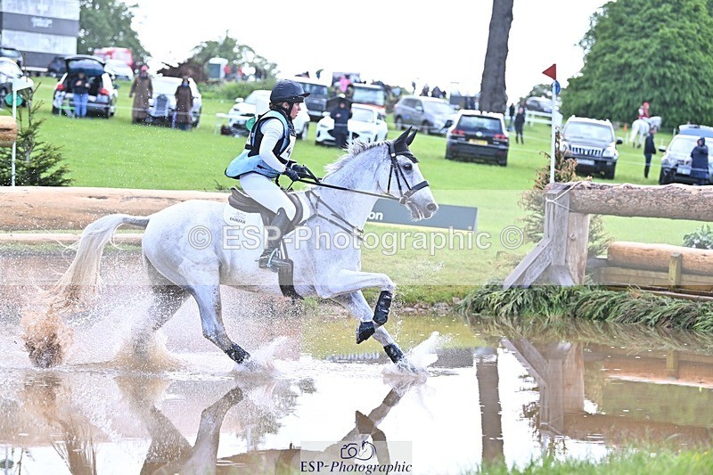 240526-111046-20411 - 416-CRISTAL_FONTAINE-Kitty_King