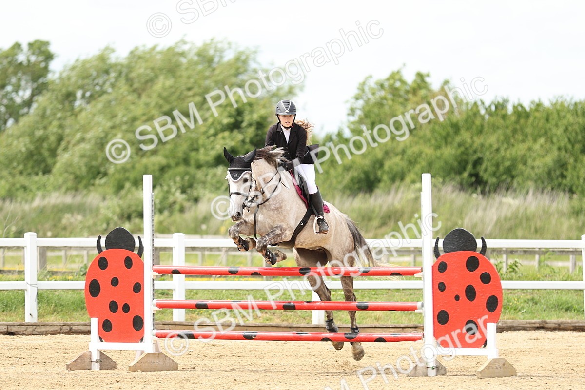 SBM_000988 - Class 4 - Senior Newcomers - 1.10m