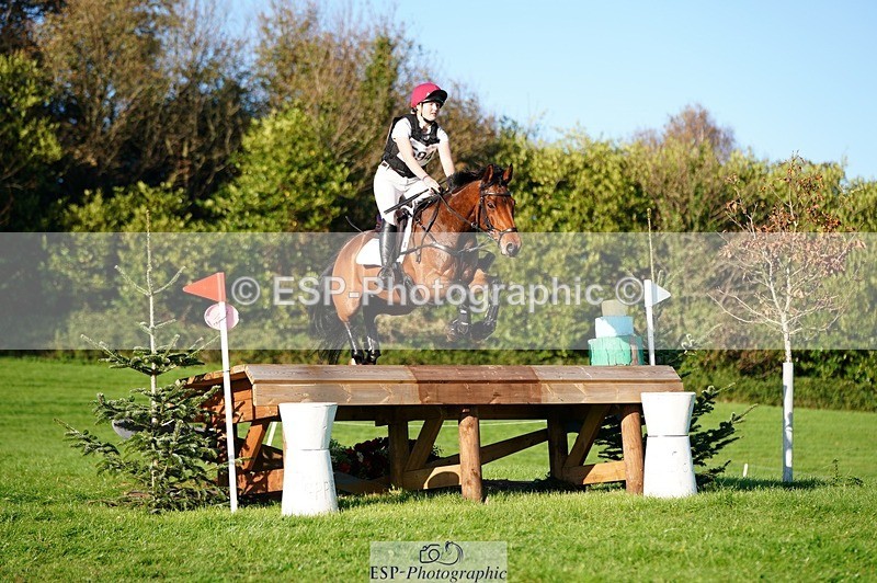 241026-153058-14376 - 594-Miya.Johns-BOWHAYLANDS.SKYFALL