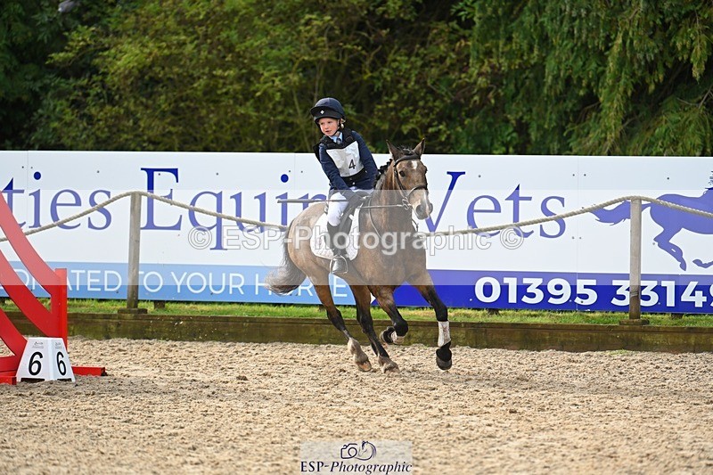 230826-091710-13548 - Round 2 Start to 10.15 coursewalk