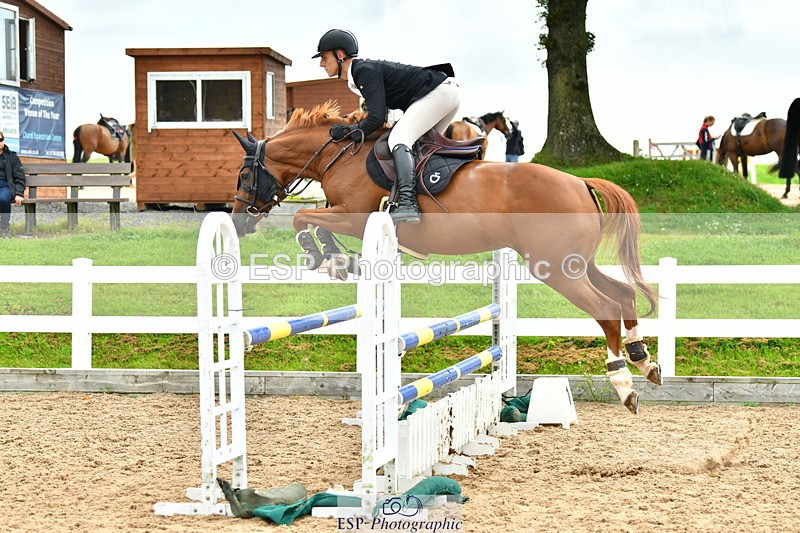 230813A-104628-11536 - Cls 40 A&B Senior Discovery & 1m Open