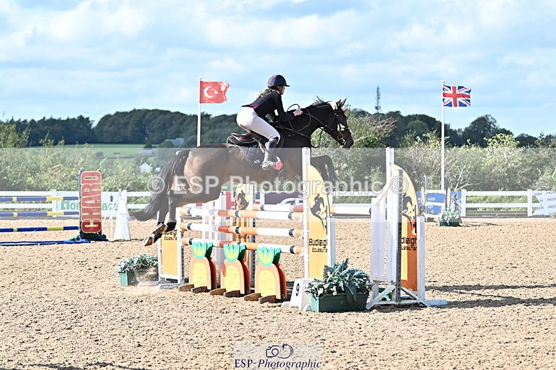 241005A-133324-04013 - SAT Cls 19 1.10m Amateur Quali