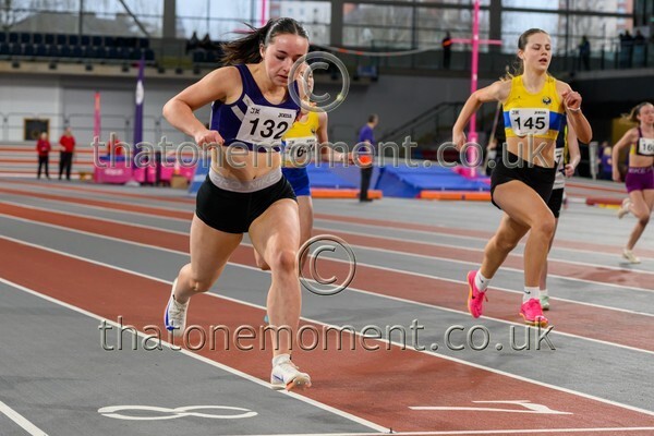 AgeInd25SAT-917968 - Track Female Set One