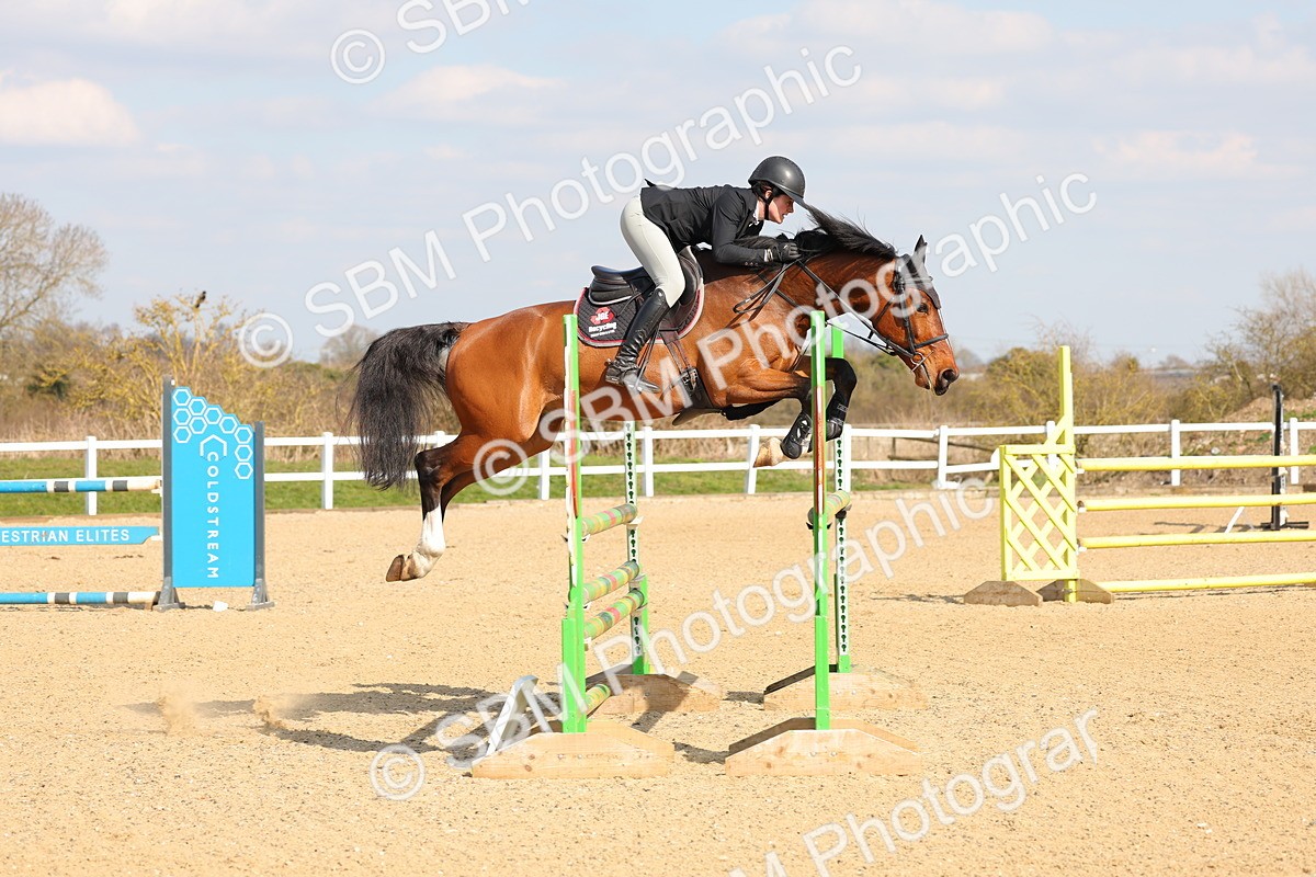SBM_001530 - Class 4 - Senior Newcomers - 1.10m
