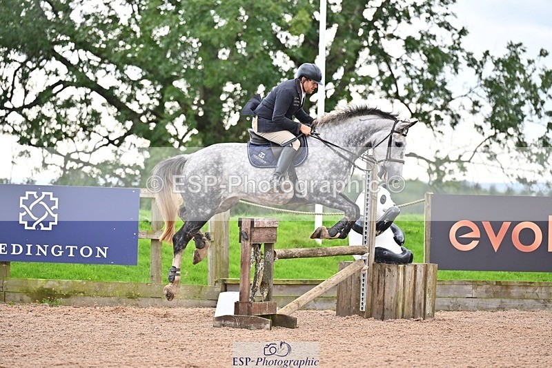 250912-152518-05047 - Cls 17 Chard 1m Speed Derby