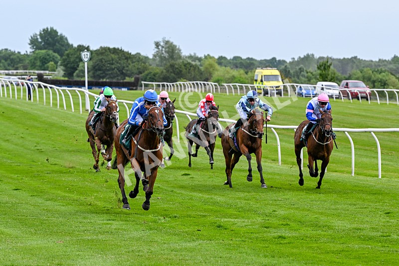 220626-Race 1-Minzelle-8371 - Race 1 14.30pm British EBF Maiden Fillies' Stakes