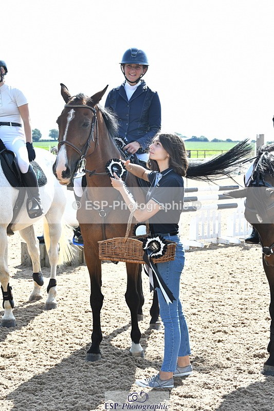 230903A-134636-04875 - Cls 15B U21 Intro 1m