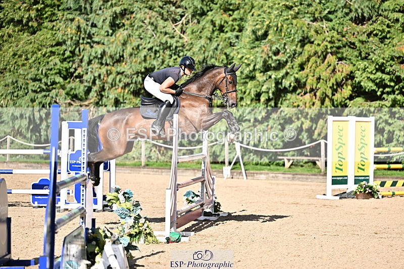 260906A-161821-04640 - Cls 24 Snr Foxhunter