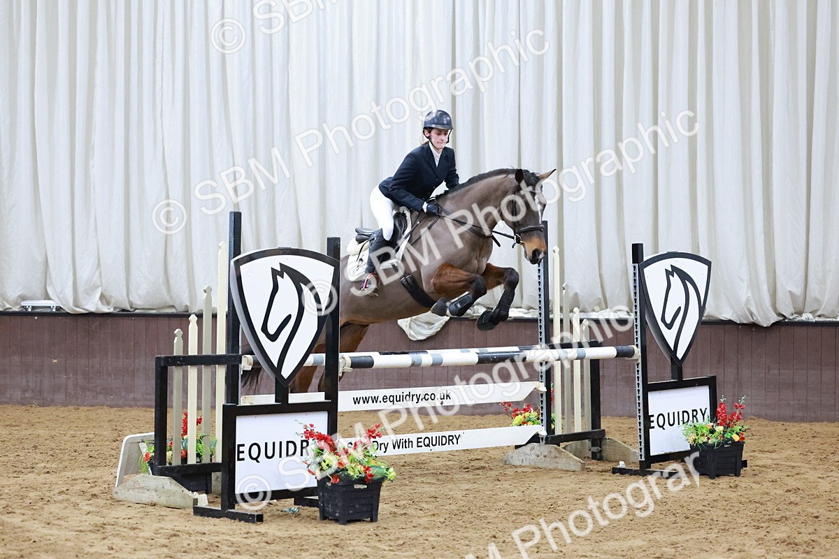 SBM_007704 - Class 24 - Nupafeed Supplements Senior Discovery/ 1m Open