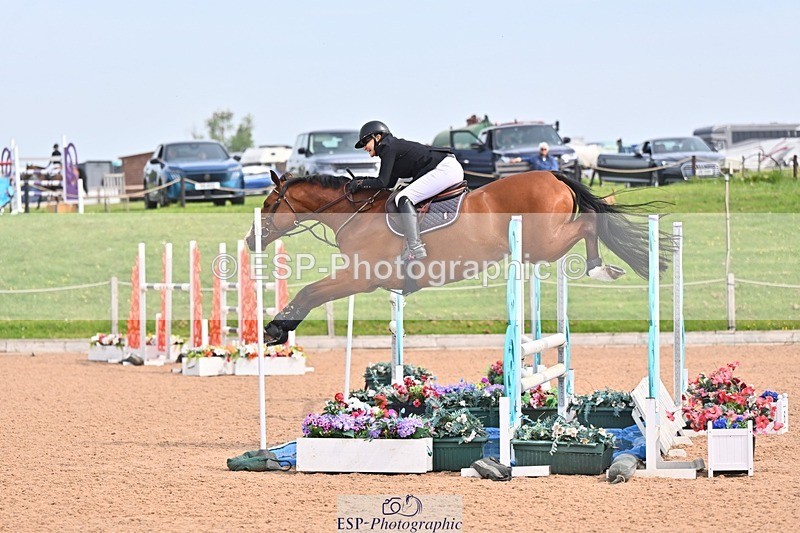 260509-110642-01825 - Cls 26a Snr Foxhunter