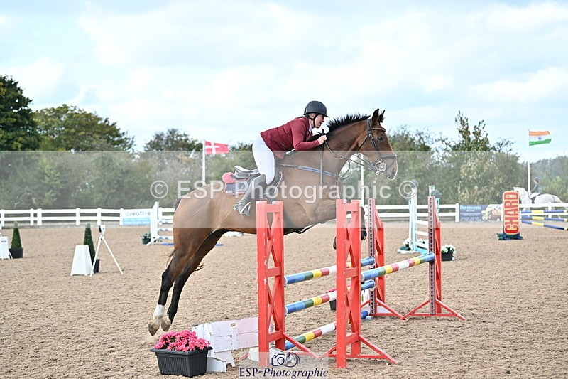 241005A-113401-03418 - SAT Cls 17 95cm Amateur Quali