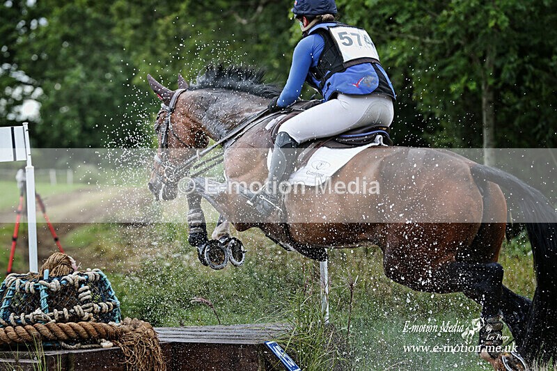 HT 300820 -1807a - Equestrian