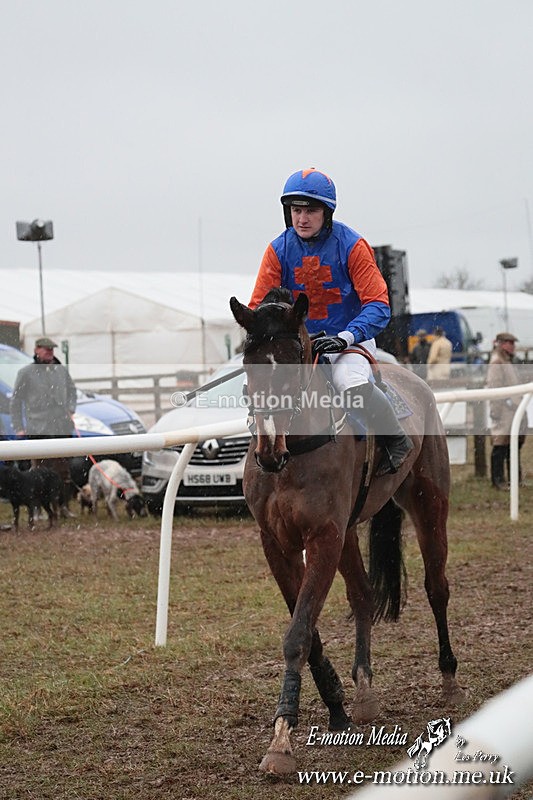 PtP 260125 1014 - Cocklebarrow Point-to-Point racing with the Heythrop Hunt 26/01/25