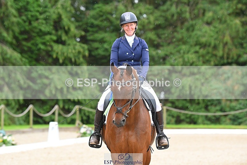 230813-162848-08307 - Medium Bronze Presentations