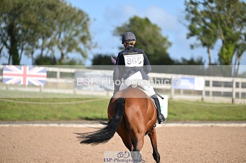 250831-170356-13379 - R-865-Kate.Honey