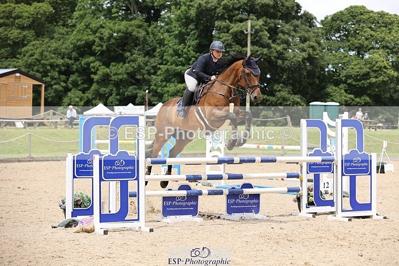 240711-130056-27440 - Cls 122 1.10m Amateur Quali