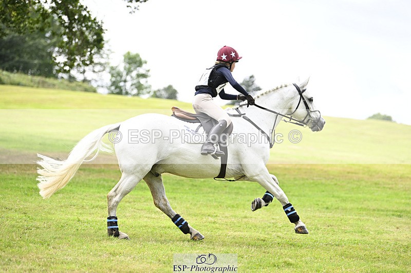 240825X-155815-36144 - 80cm XC 15.30 to 16.30