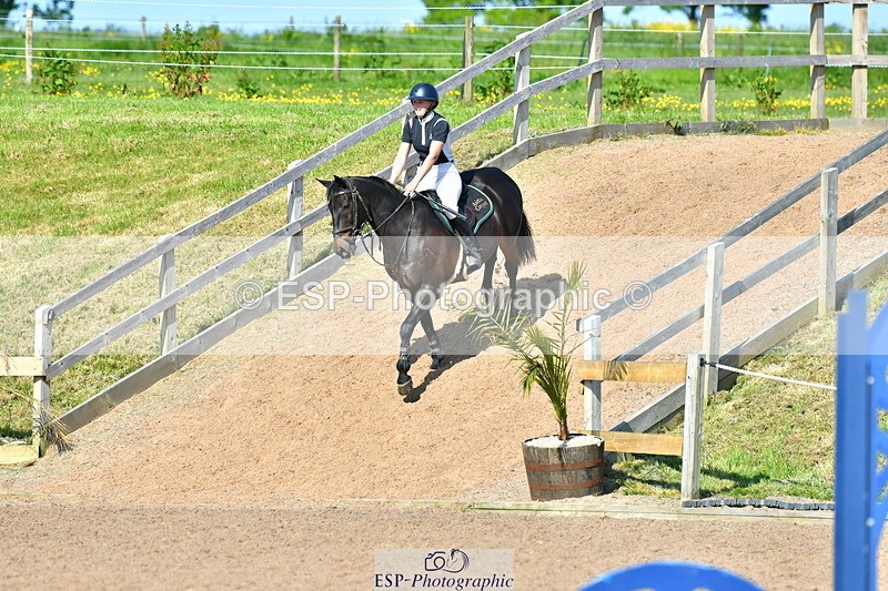 230527A-171212-05525 - Cls 20 Chard 1.10m Speed Derby