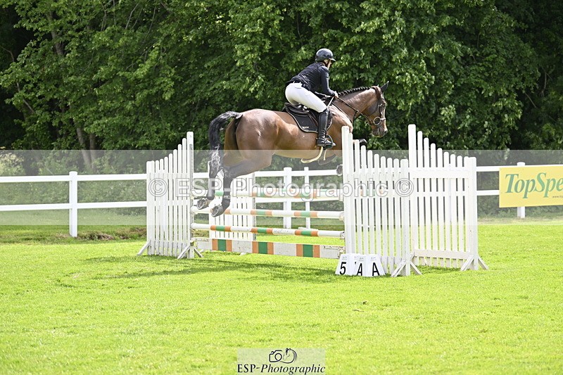 250613A-100446-00270 - Cls 1 Snr Newcomers and 1.10m Open