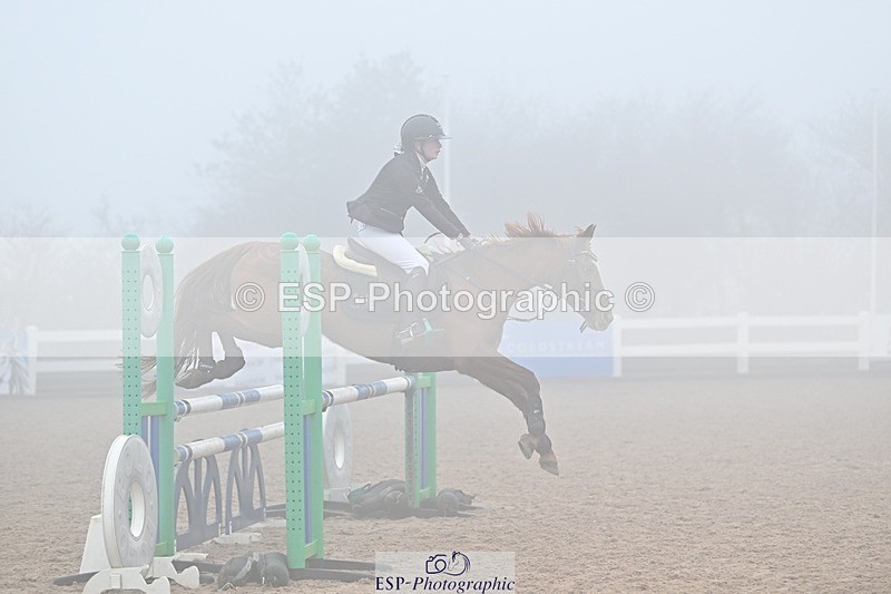 250208-121827-00510 - Cls 9 Pony Newcomers and 1m