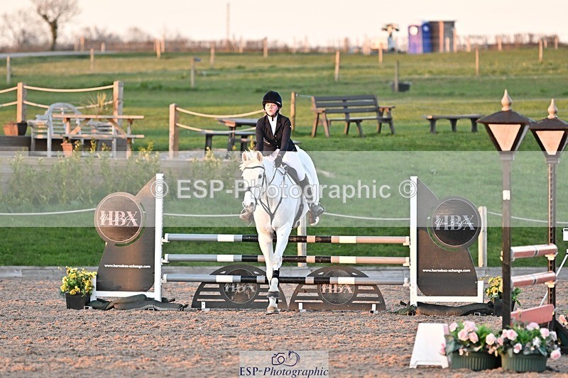 250401-193241-01043 - 100cm Cl;asses