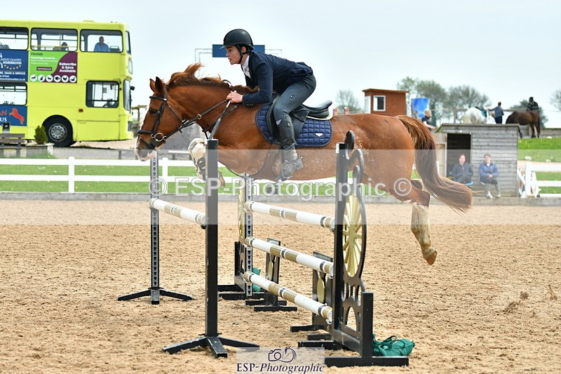 230514A-131310-02889 - Cls 25 Pony Foxhunter & 1.10m Open