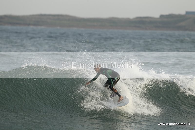 SU 091010 32 - Surf Oct 2010