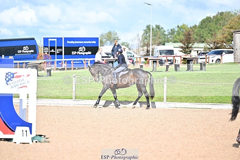 250924-132004-00418 - Cls 4 Newcomers and 1.10m Open