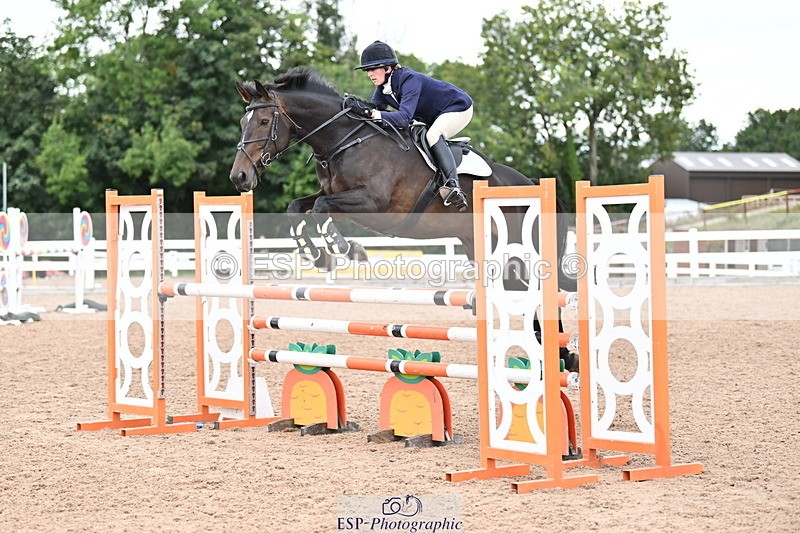 250820B-130011-00672 - Cls 4 Newcomers and 1.10m Open