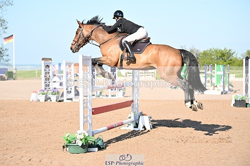 250509-083300-04501 - Cls 13 Snr Foxhunter
