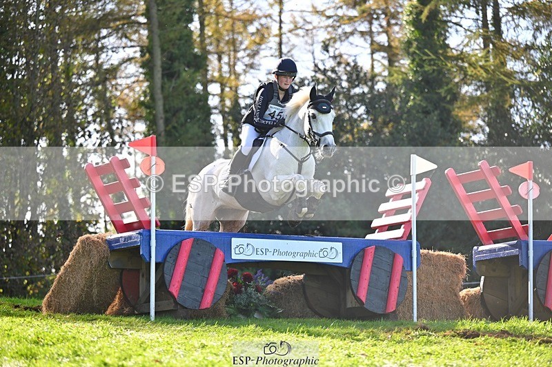 241026-130937-13478 - 456-Jessica.Saunders-RATHLEE.OG