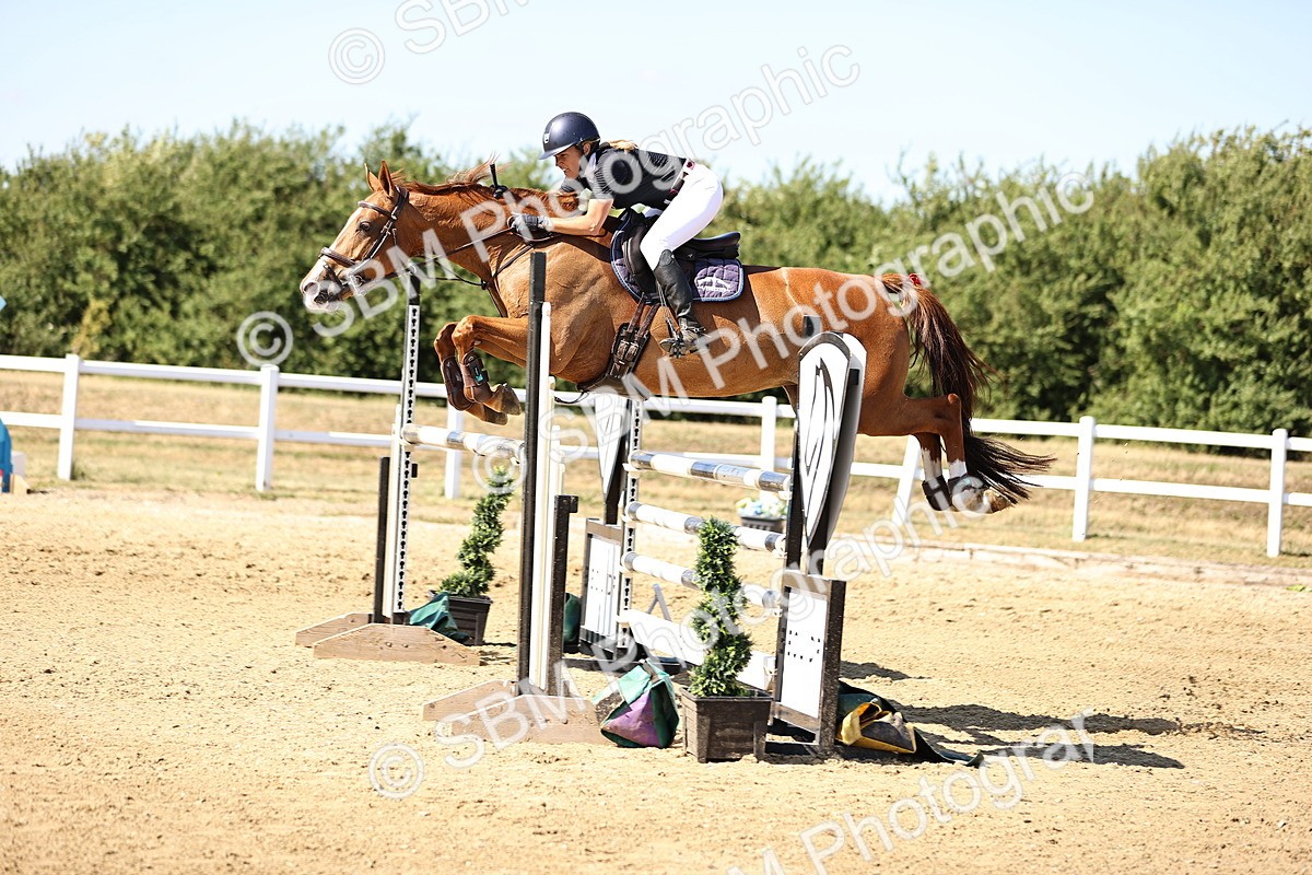 SBM_015541 - Class 16 - Senior foxhunter - 1.20m Open