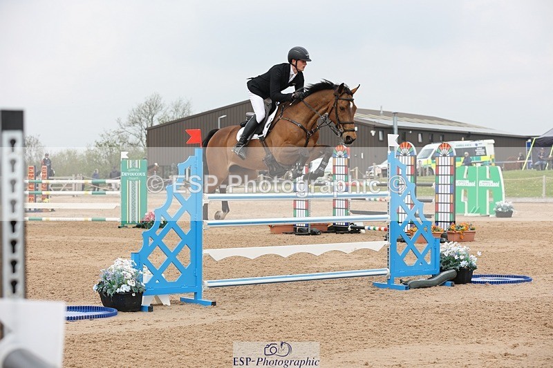 250424-115335-05108 - Cls 1 - 2 Star Small Tour