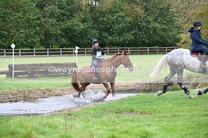 WJ6_2833 - Time at Photographer 11:01 to 11:20