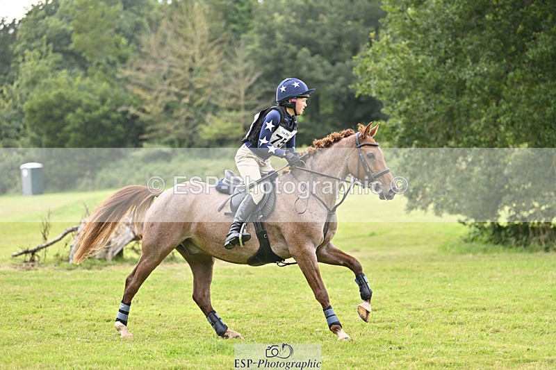 240825X-144850-35296 - 80cm XC 14.30 to 15.30