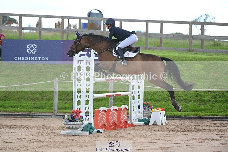 230721A-112434-05640 - Cls 6, 2 Star Medium 1.35m