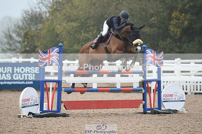 241103A-102327-07447 - SUN Cls 21 Snr Newcomers and 1.10m Open