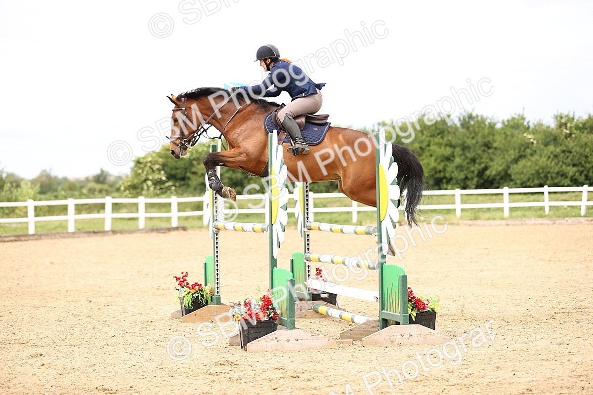 SBM_007809 - Class 19 - Senior Newcomers - 1.10m