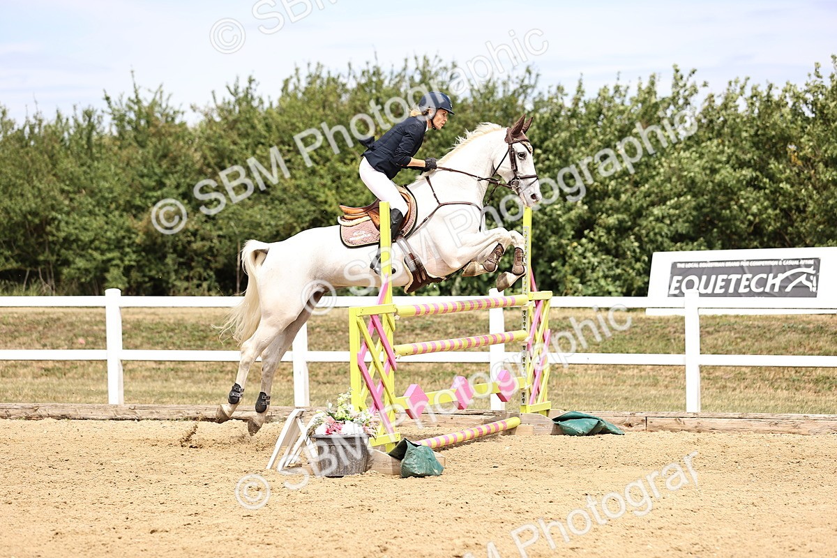 SBM_010400 - Class 9 - Senior Foxhunter - 1.20m Open