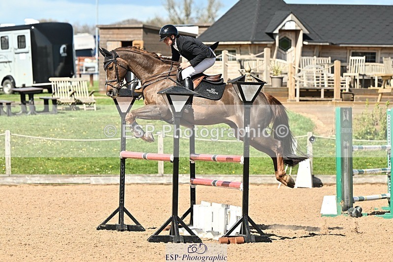 250416-153251-01784 - Cls 6 Foxhunter and 1.20m