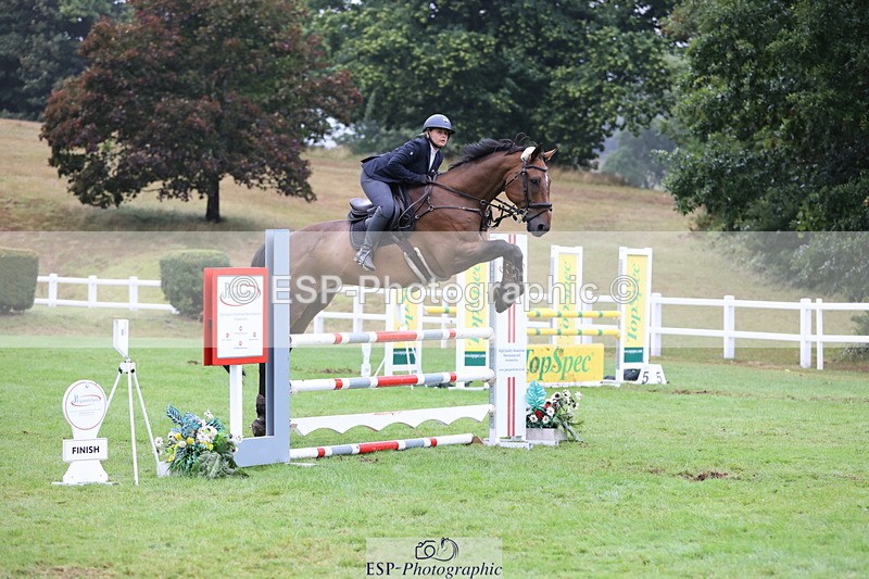 250830A-144042-07074 - Cls 16 Snr Newcomers and 1.10m Open